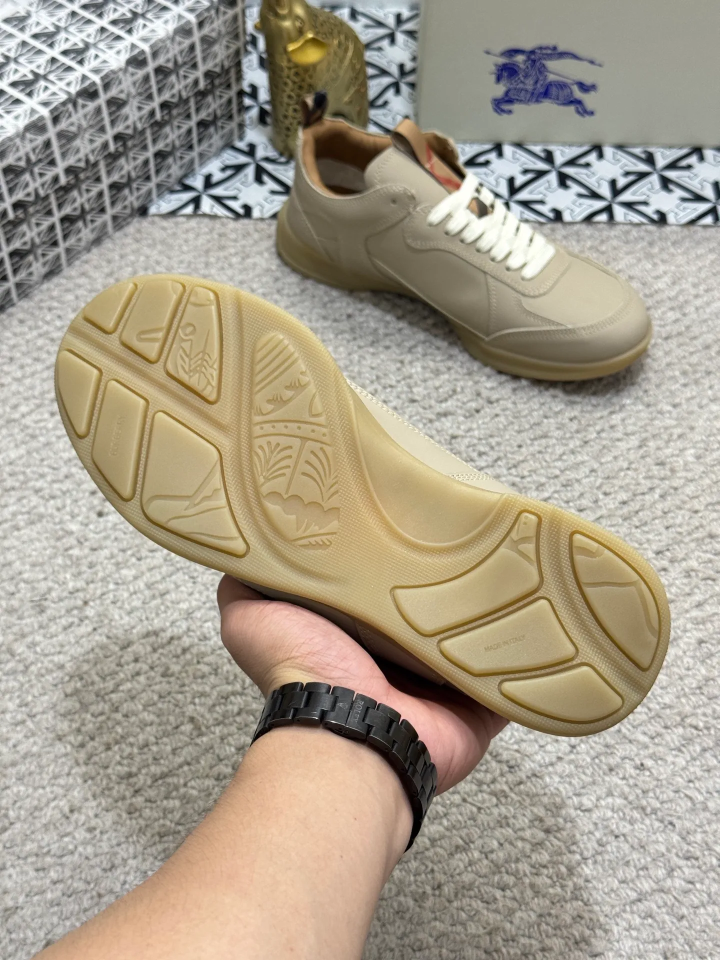 Men's shoes 💰420 [New style] 🐝🐝 [BURBERRY] Burberry - high-end quality original order 🔍🔍🔍 Upper: imported 🔝 calfskin, brand knitted pattern, tongue brand cloth label, lining: sheepskin lining, - outsole: rubber; two-color molded outsole, ultra-high quality control·fine workmanship: highlighted (high-end·luxury·grade) Size :38-44 (45 customized
